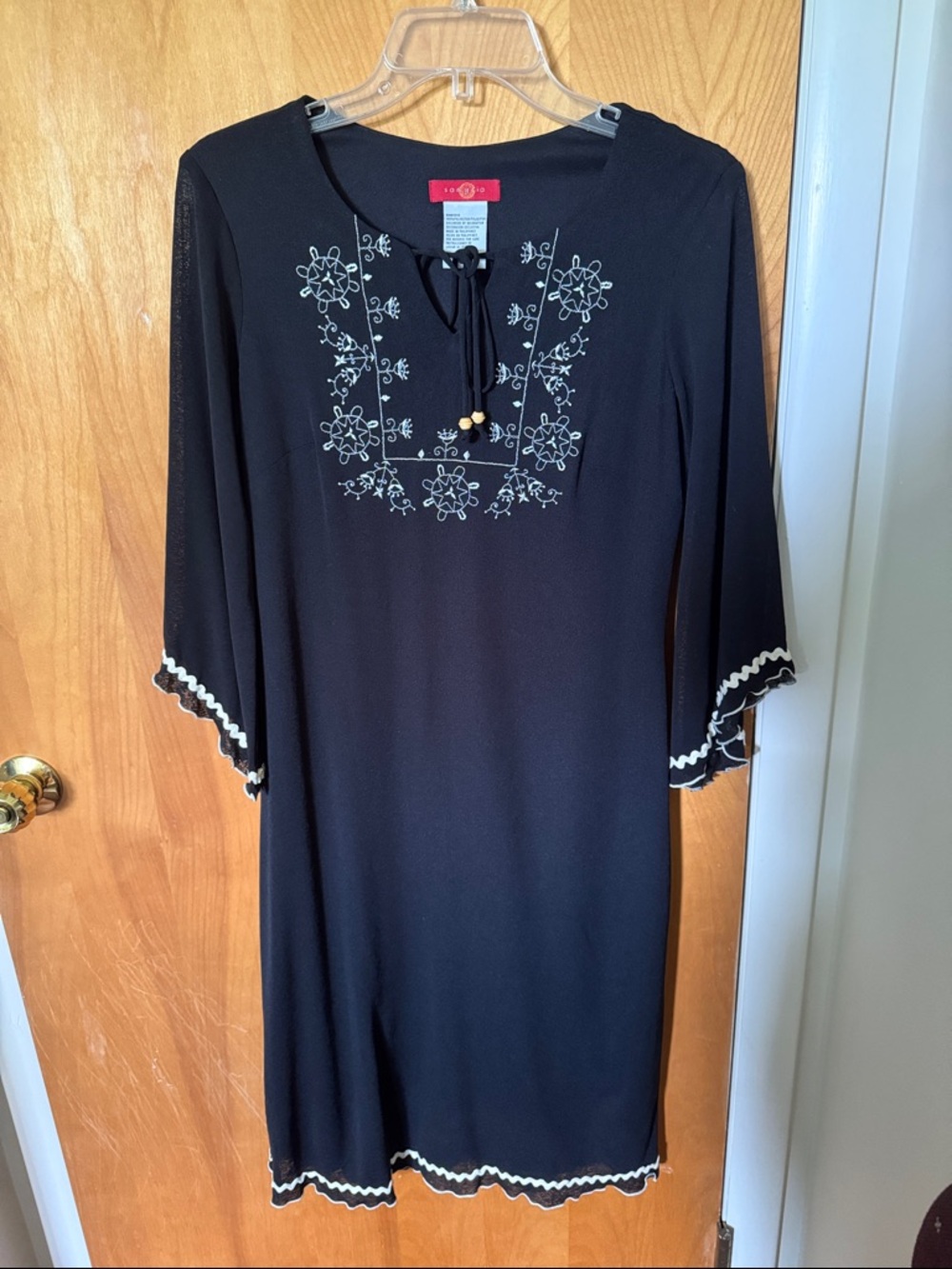 Signature by Sangria Black Shift Dress with White Floral Embroidery